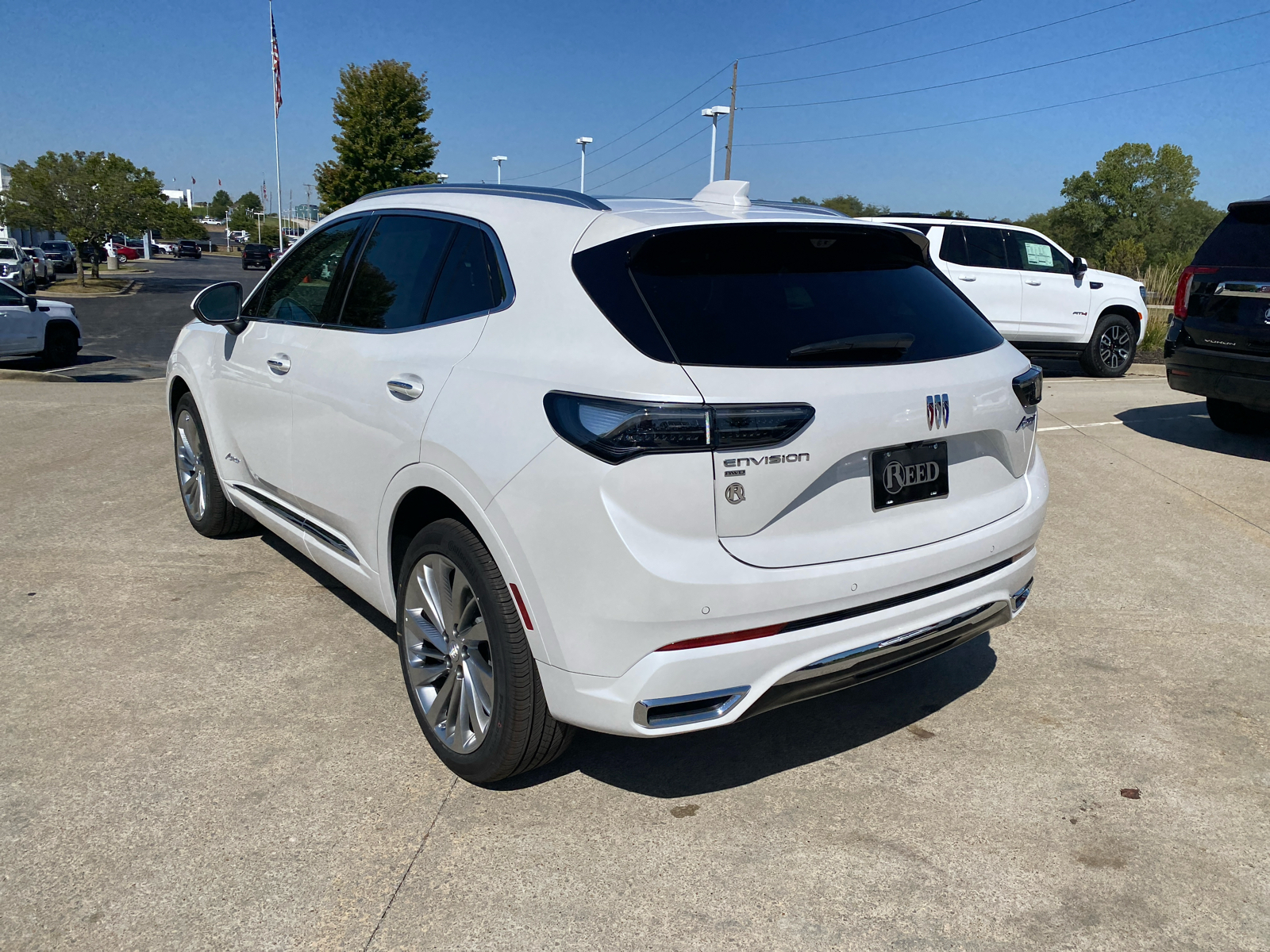 2024 Buick Envision Avenir 8