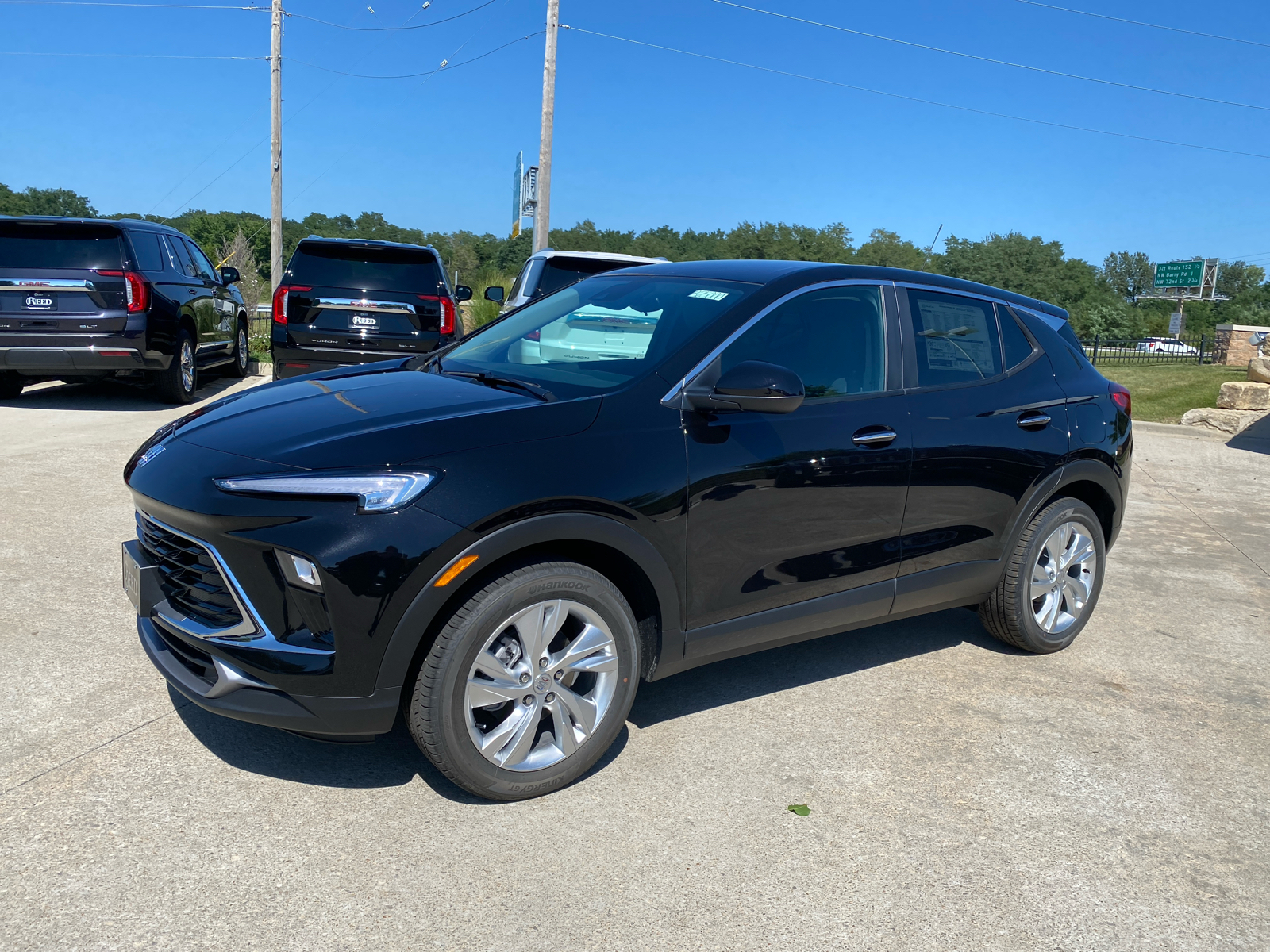 2025 Buick Encore GX Preferred 1