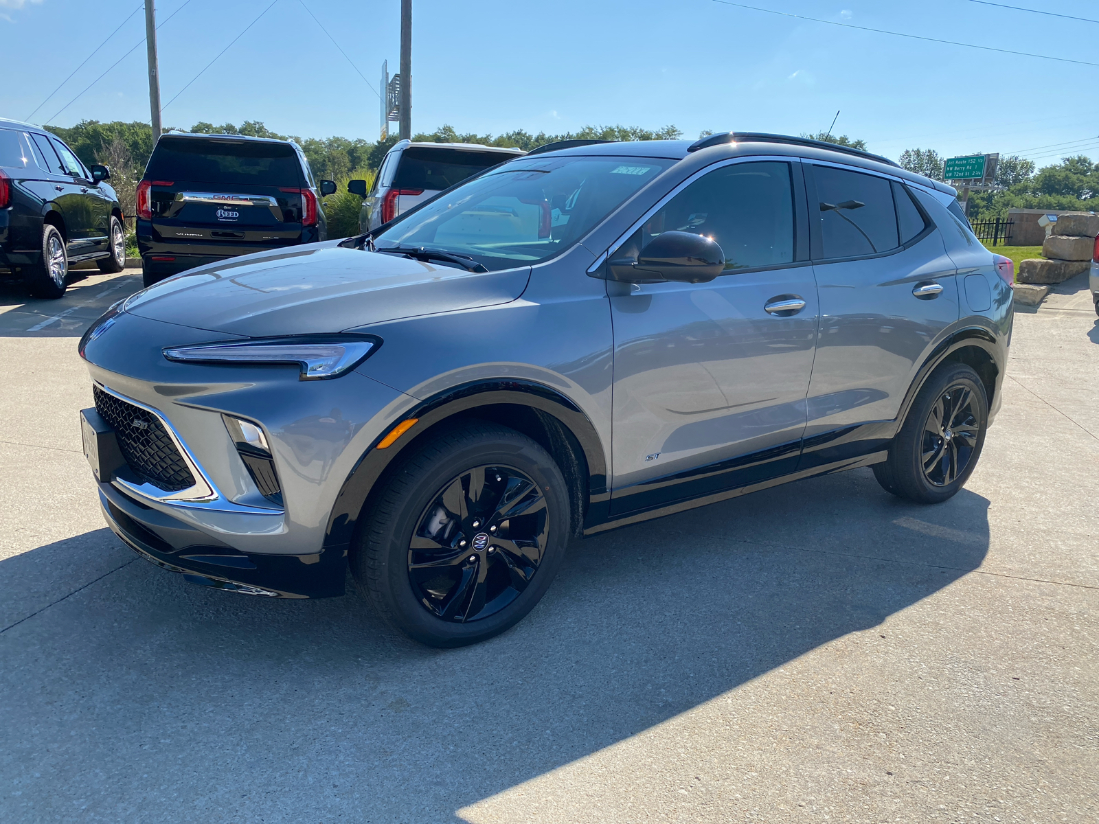 2025 Buick Encore GX Sport Touring 1