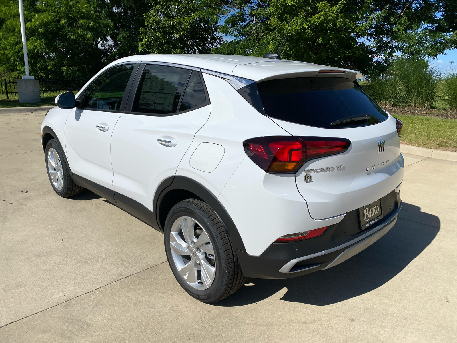 2025 Buick Encore GX Preferred 8