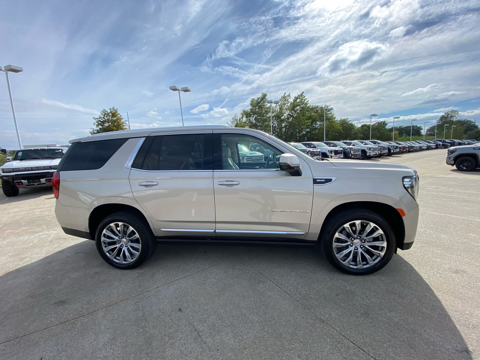 2021 GMC Yukon Denali 5