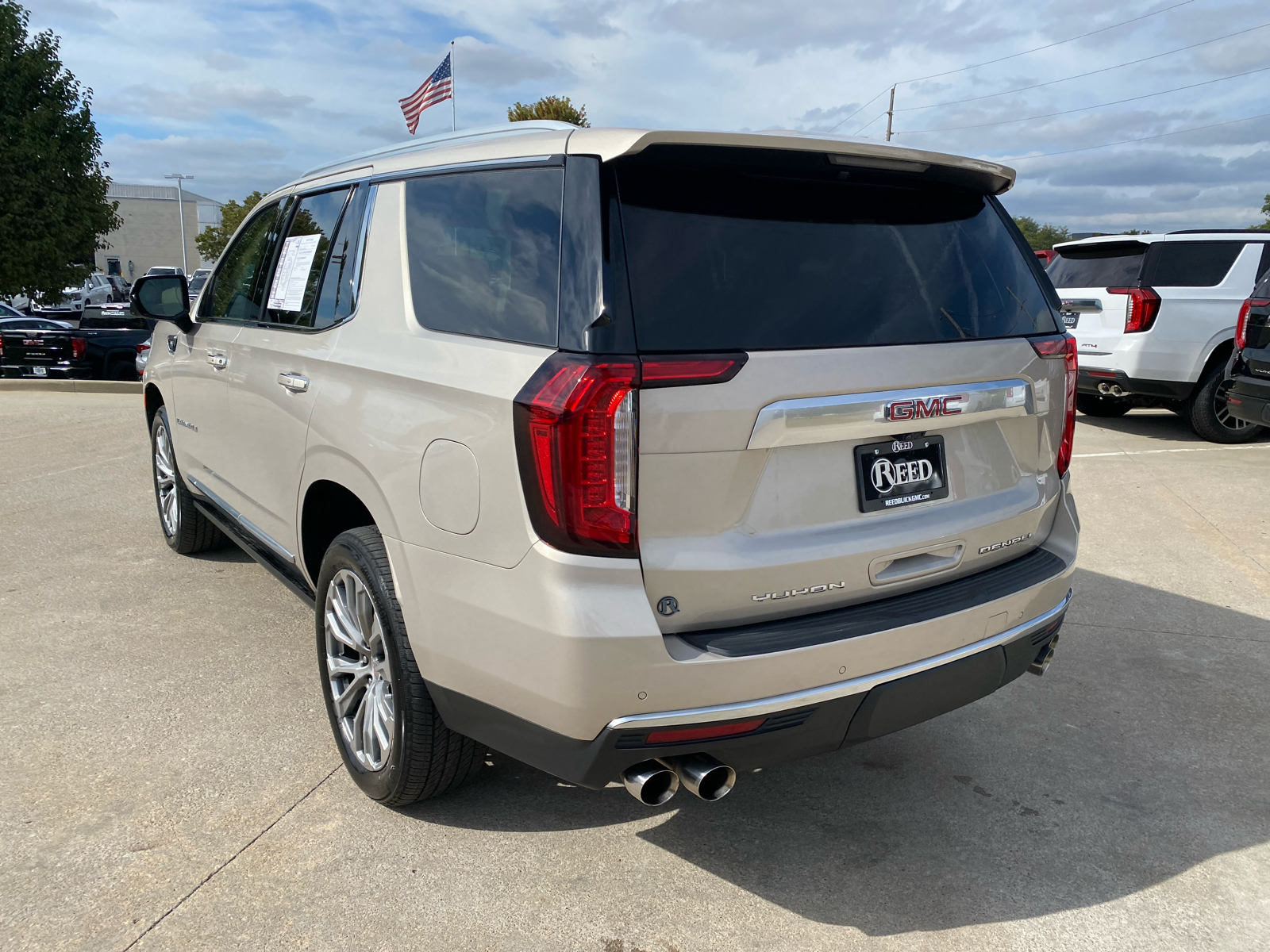 2021 GMC Yukon Denali 8