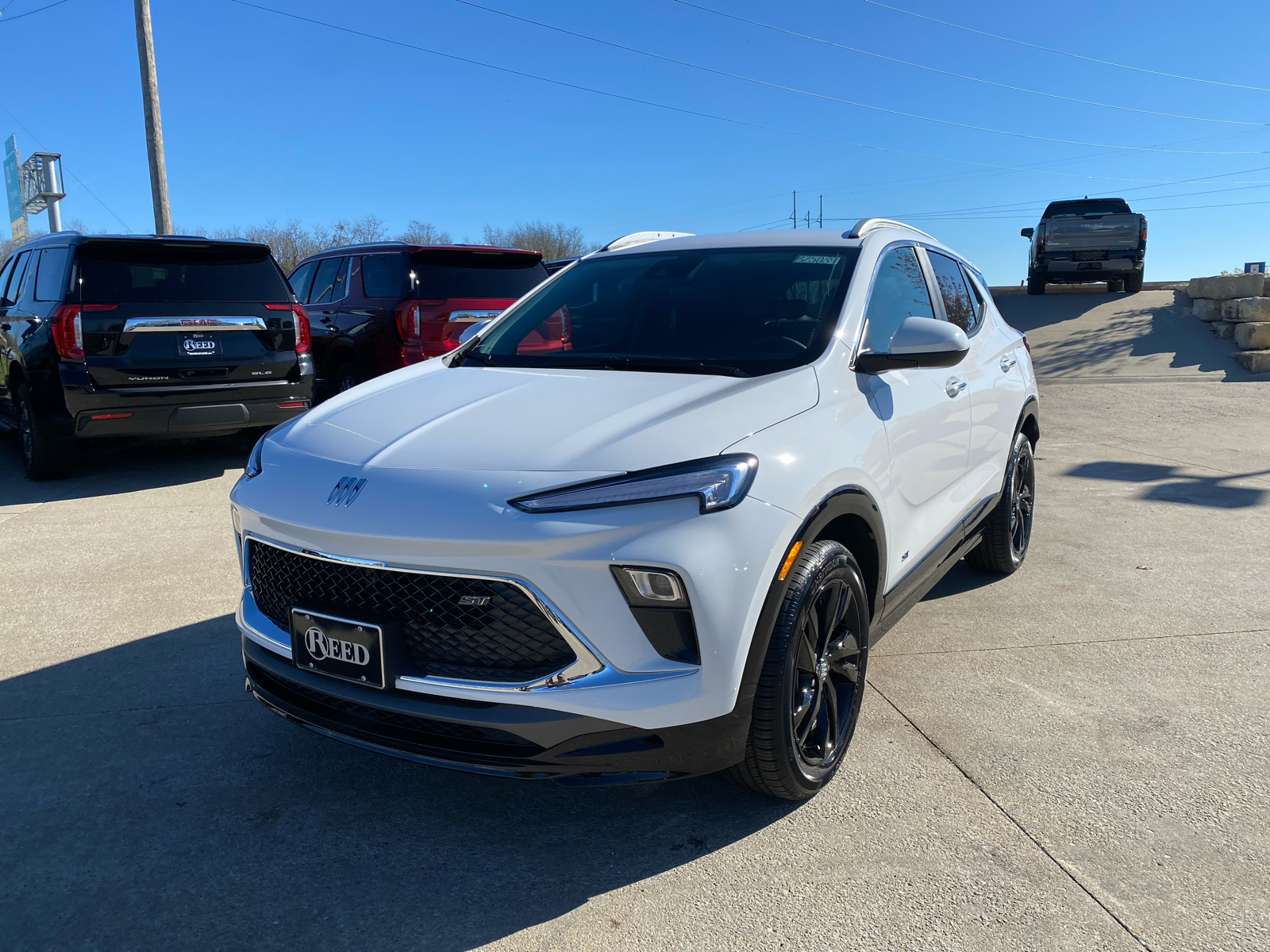 2025 Buick Encore GX Sport Touring 2