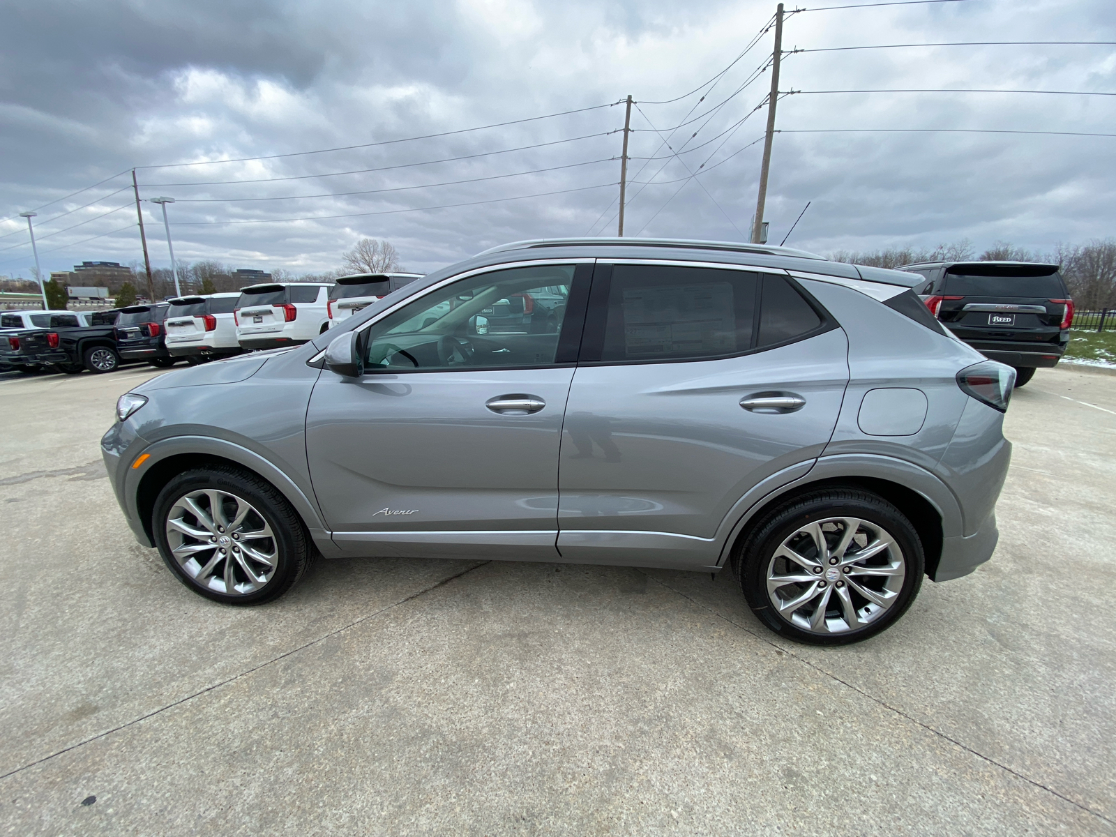 2025 Buick Encore GX Avenir 9