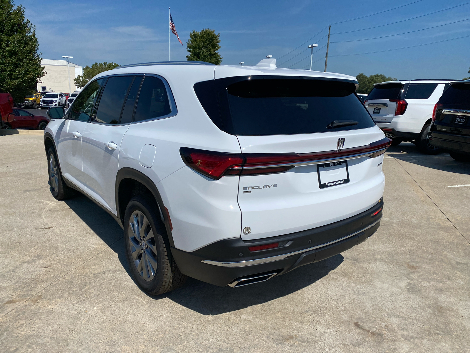 2025 Buick Enclave Preferred 8