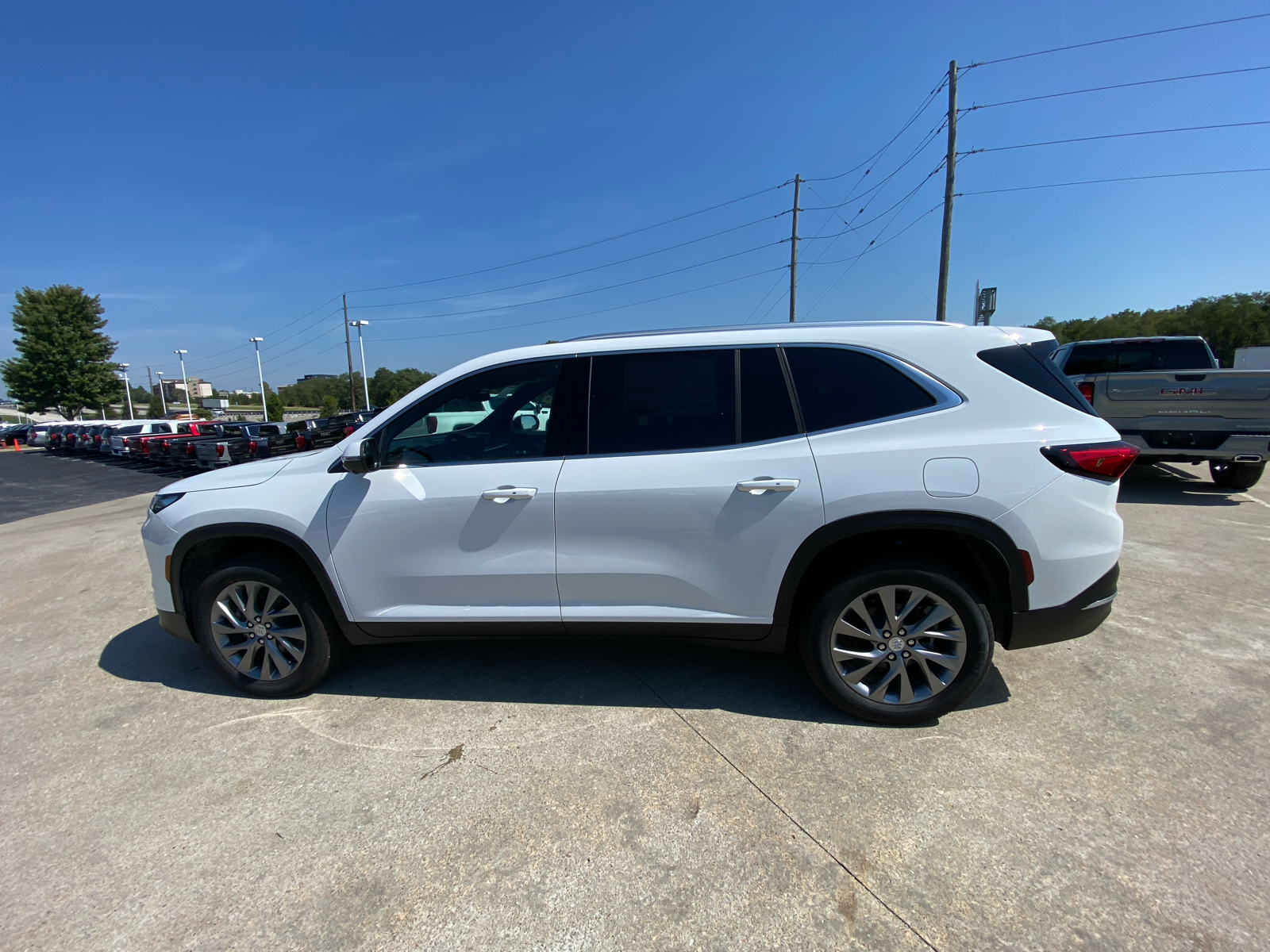 2025 Buick Enclave Preferred 9