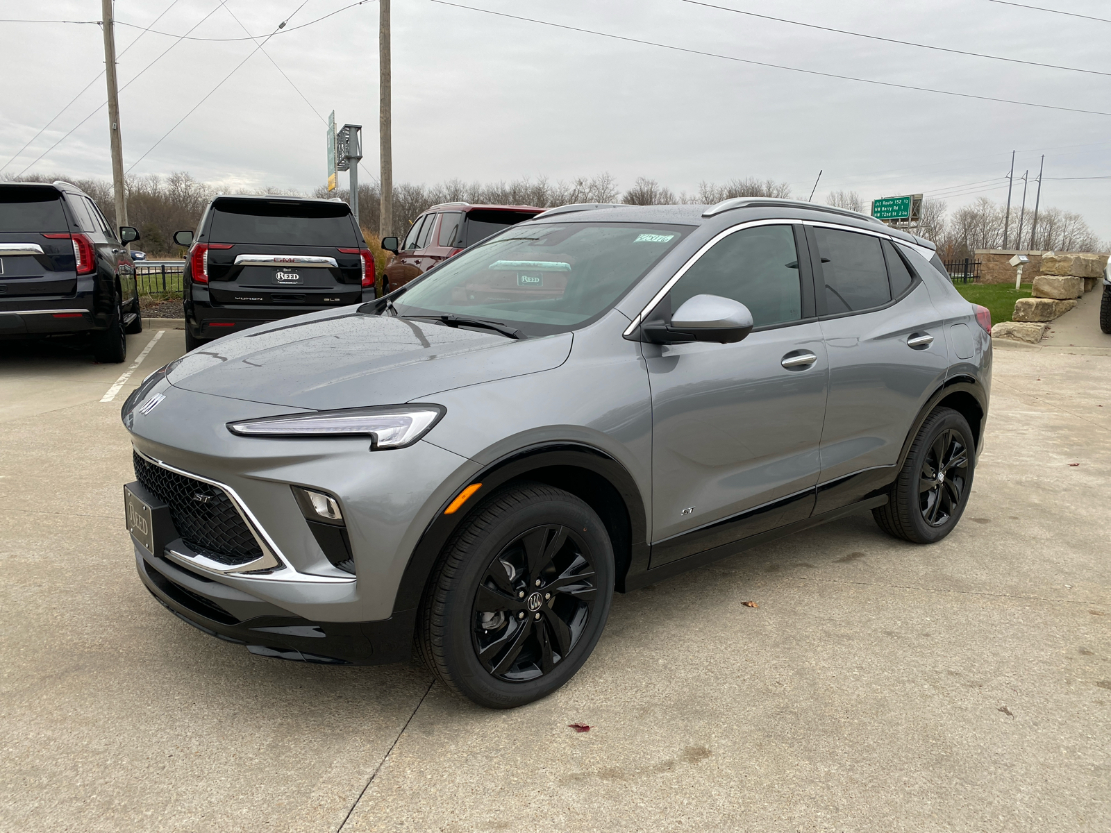 2025 Buick Encore GX Sport Touring 1