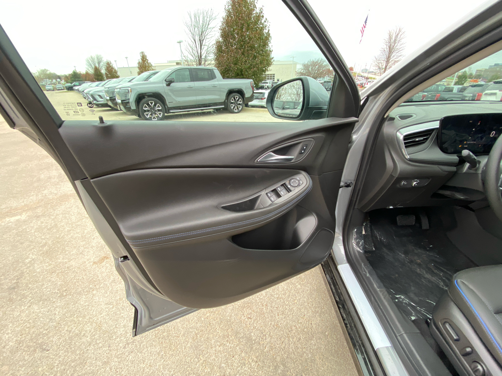 2025 Buick Encore GX Sport Touring 10