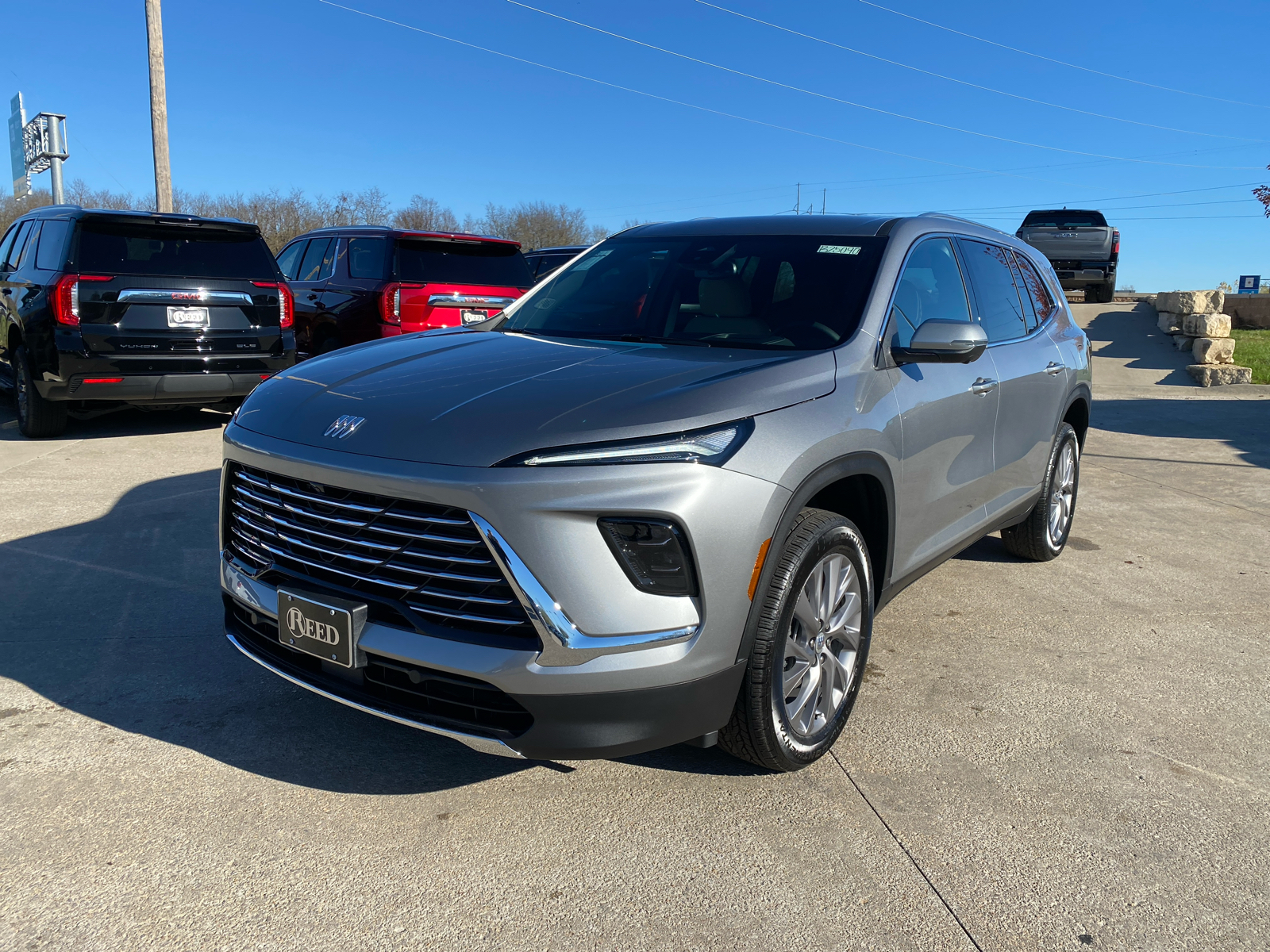 2025 Buick Enclave Preferred 2