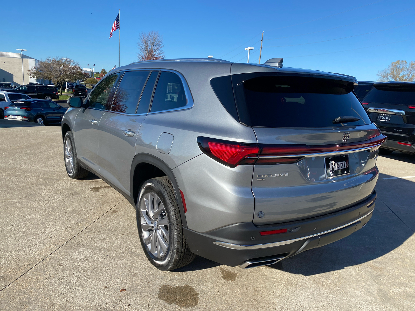 2025 Buick Enclave Preferred 8