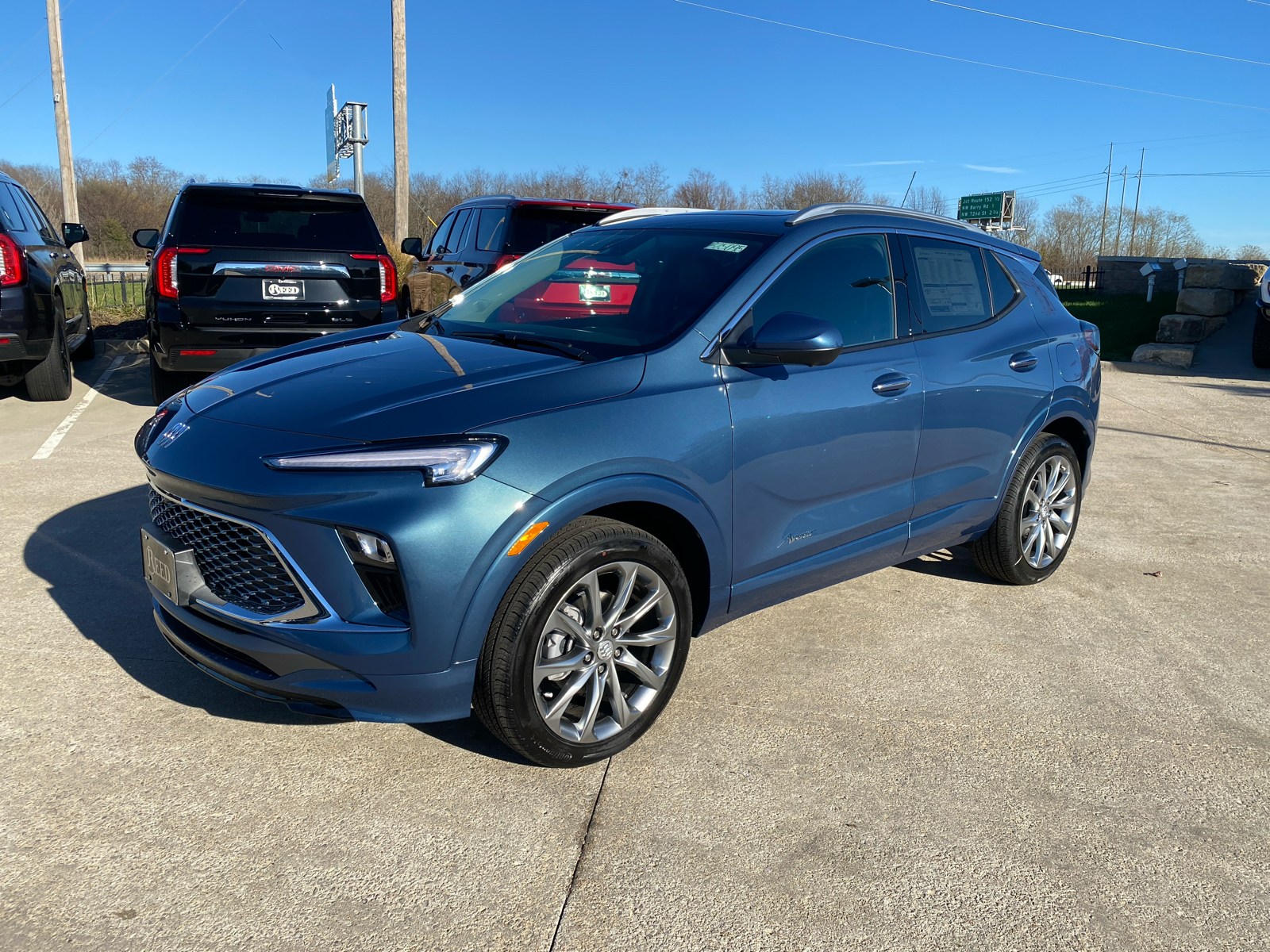 2025 Buick Encore GX Avenir 1