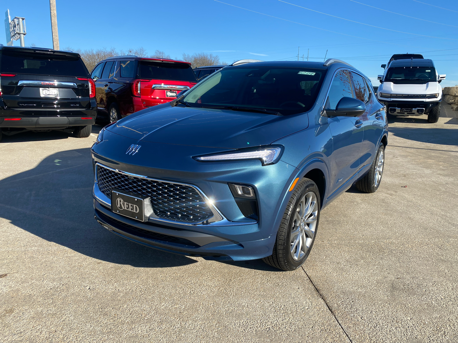 2025 Buick Encore GX Avenir 2