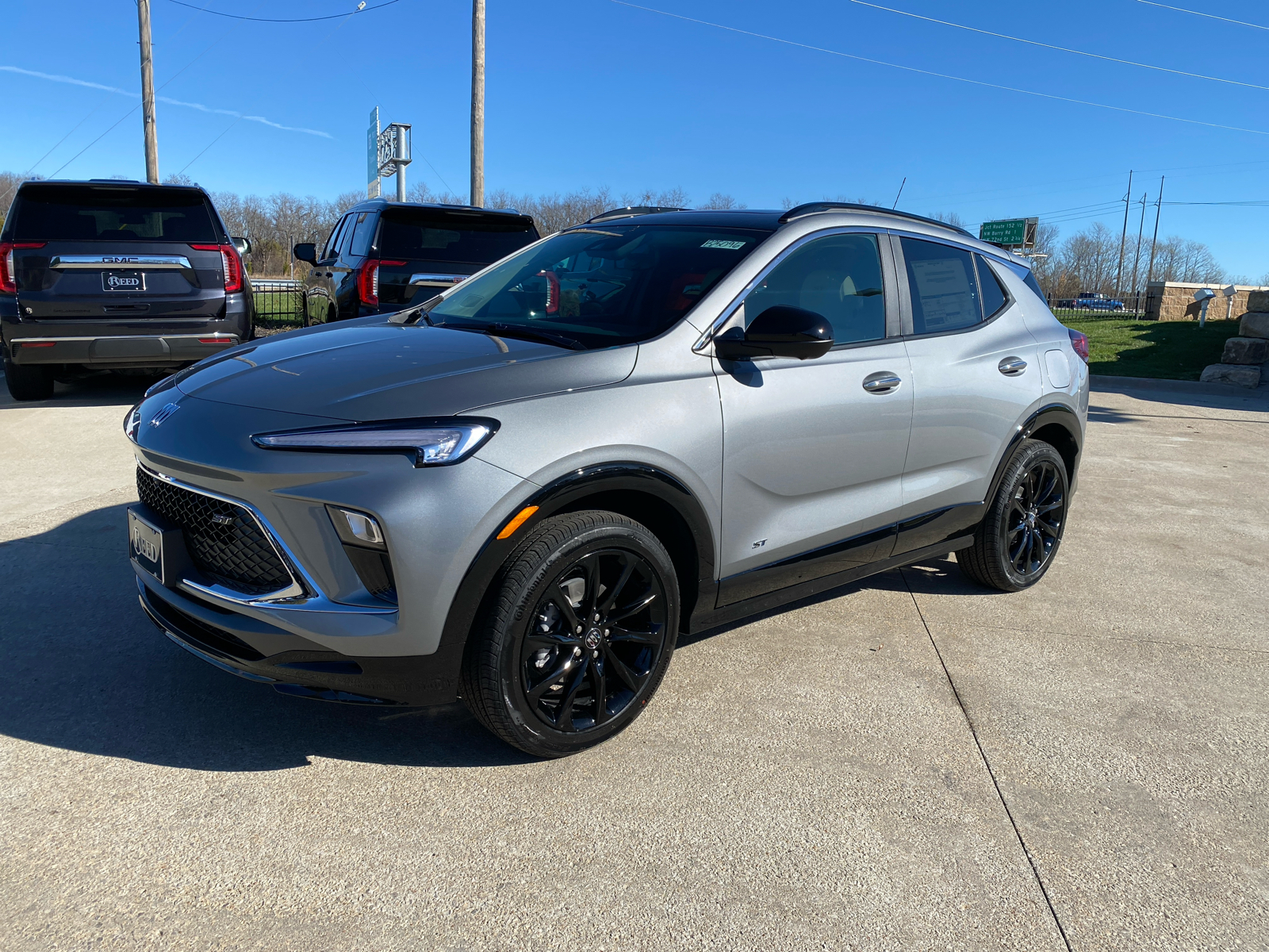 2025 Buick Encore GX Sport Touring 1