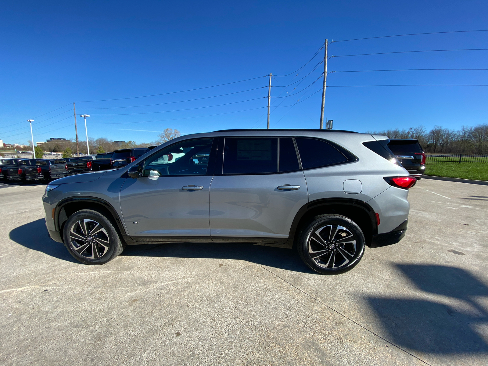 2025 Buick Enclave Sport Touring 9