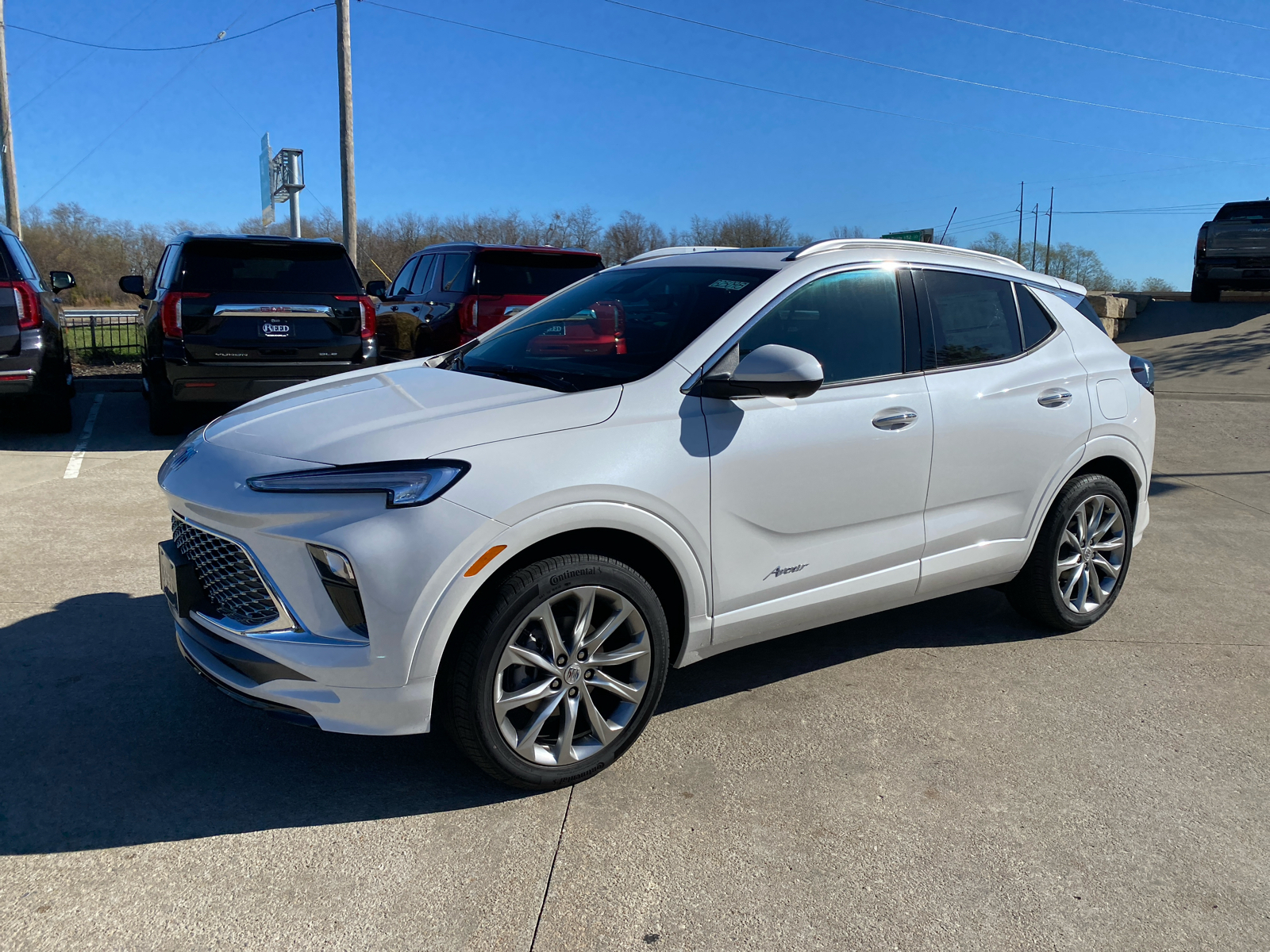 2025 Buick Encore GX Avenir 1