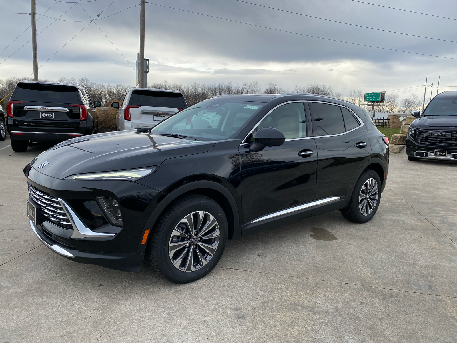 2025 Buick Envision Preferred 1