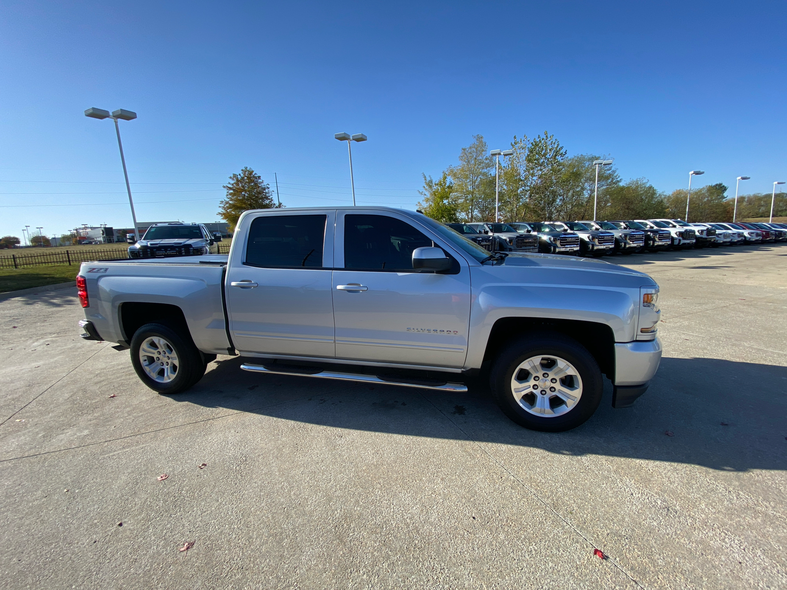 2016 Chevrolet Silverado 1500 LT 4WD Crew Cab 143.5 39