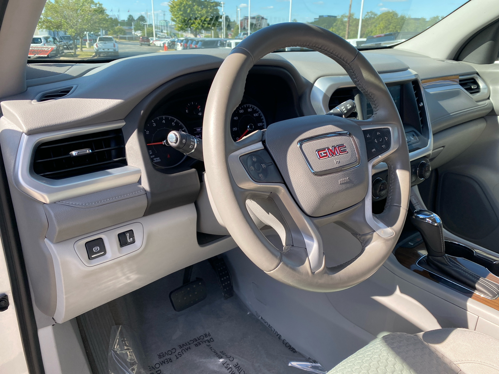 2018 GMC Acadia SLE 13