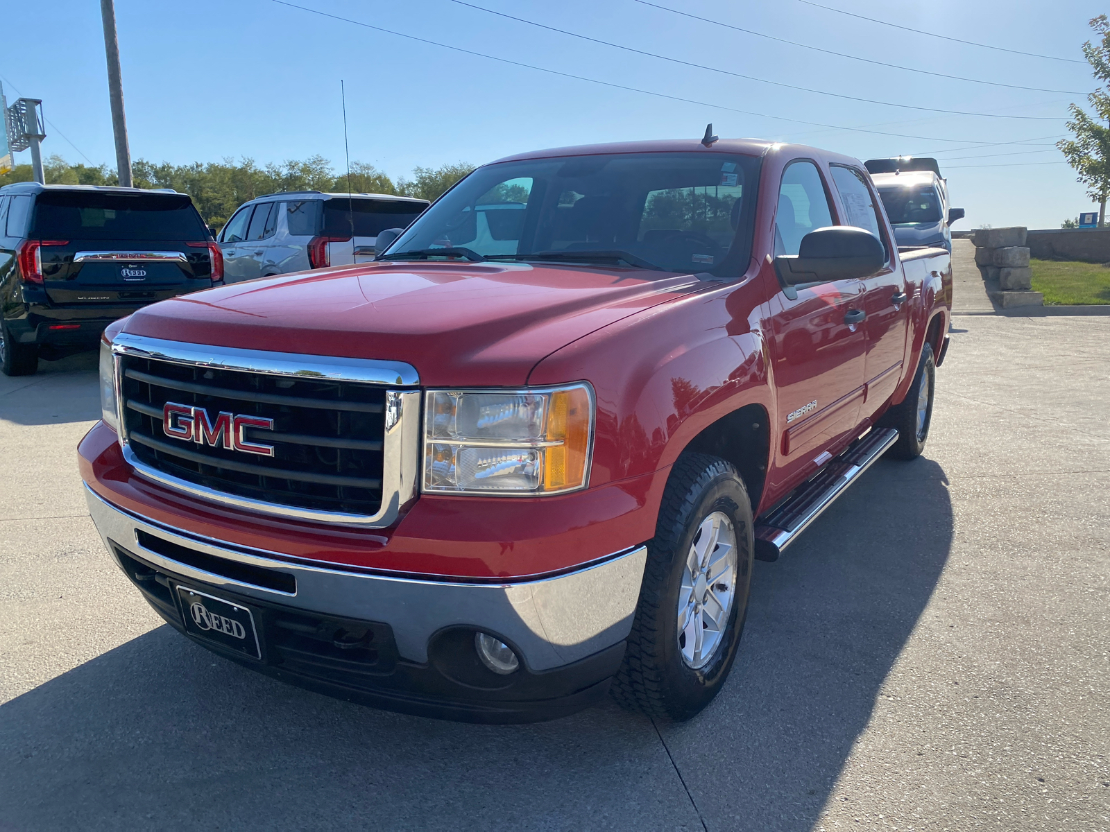 2011 GMC Sierra 1500 SLE 4WD Crew Cab 143.5 2