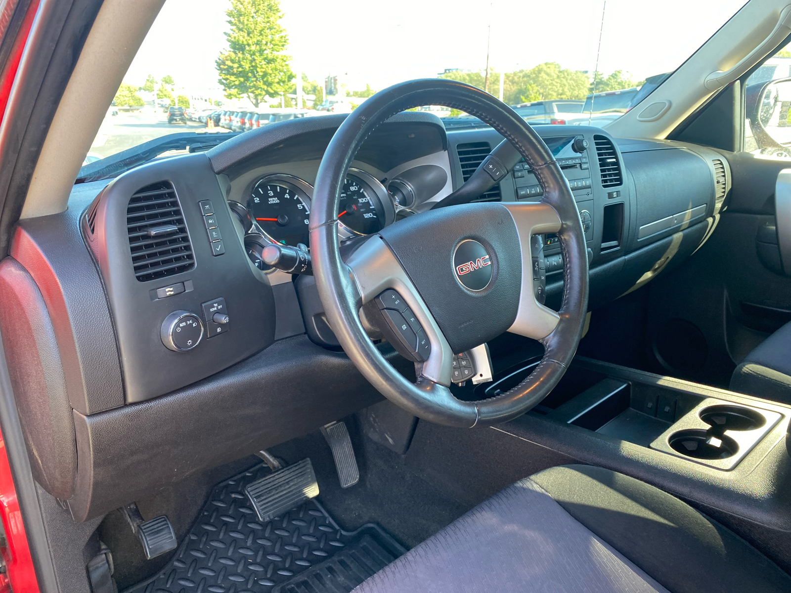 2011 GMC Sierra 1500 SLE 4WD Crew Cab 143.5 12