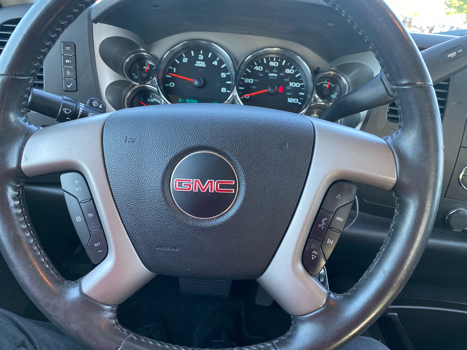 2011 GMC Sierra 1500 SLE 4WD Crew Cab 143.5 15