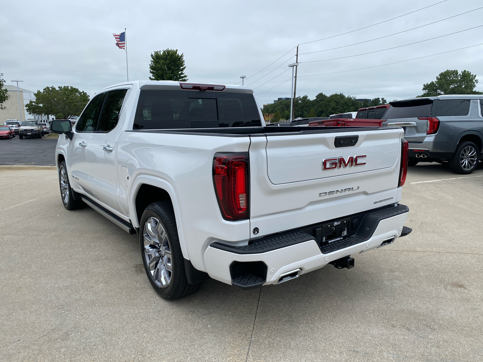 2024 GMC Sierra 1500 Denali 4WD Crew Cab 147 8