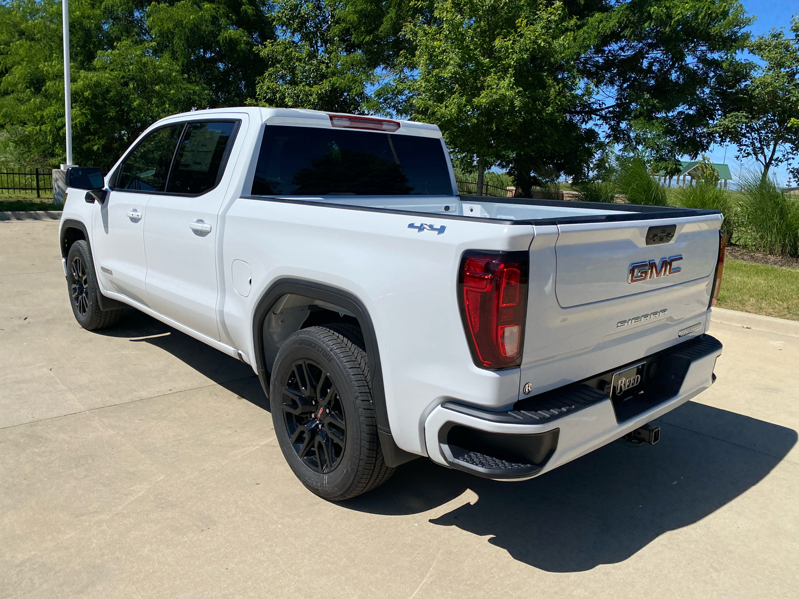 2024 GMC Sierra 1500 Elevation 4WD Crew Cab 147 8