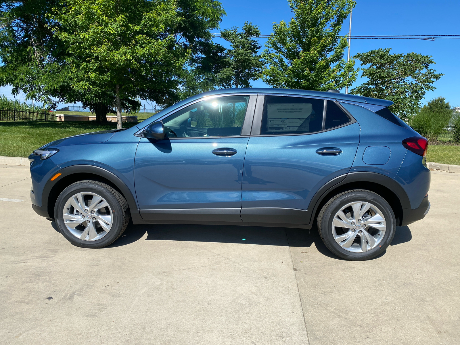 2025 Buick Encore GX Preferred 9