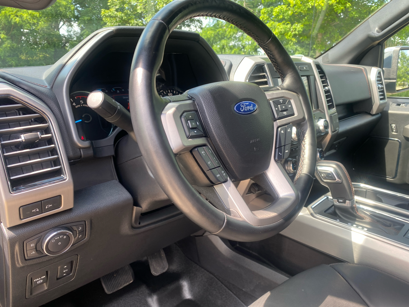 2018 Ford F-150 Platinum 4WD SuperCrew 5.5 Box 13