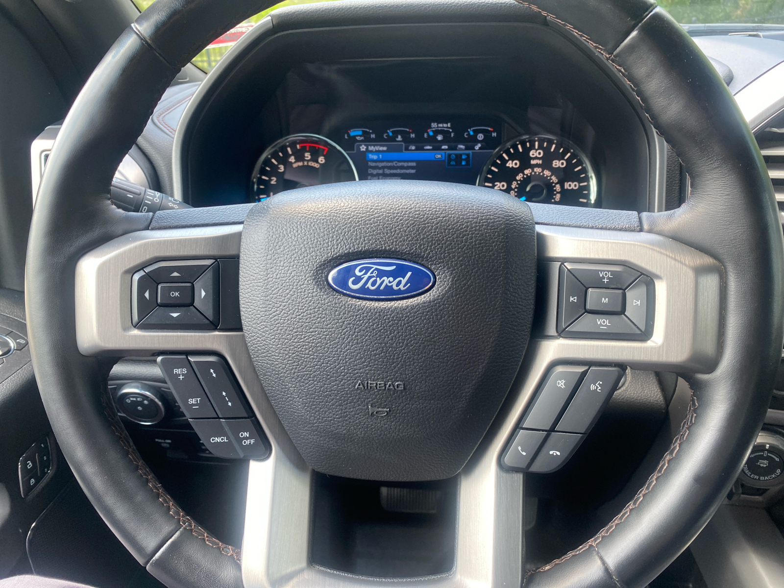2018 Ford F-150 Platinum 4WD SuperCrew 5.5 Box 15