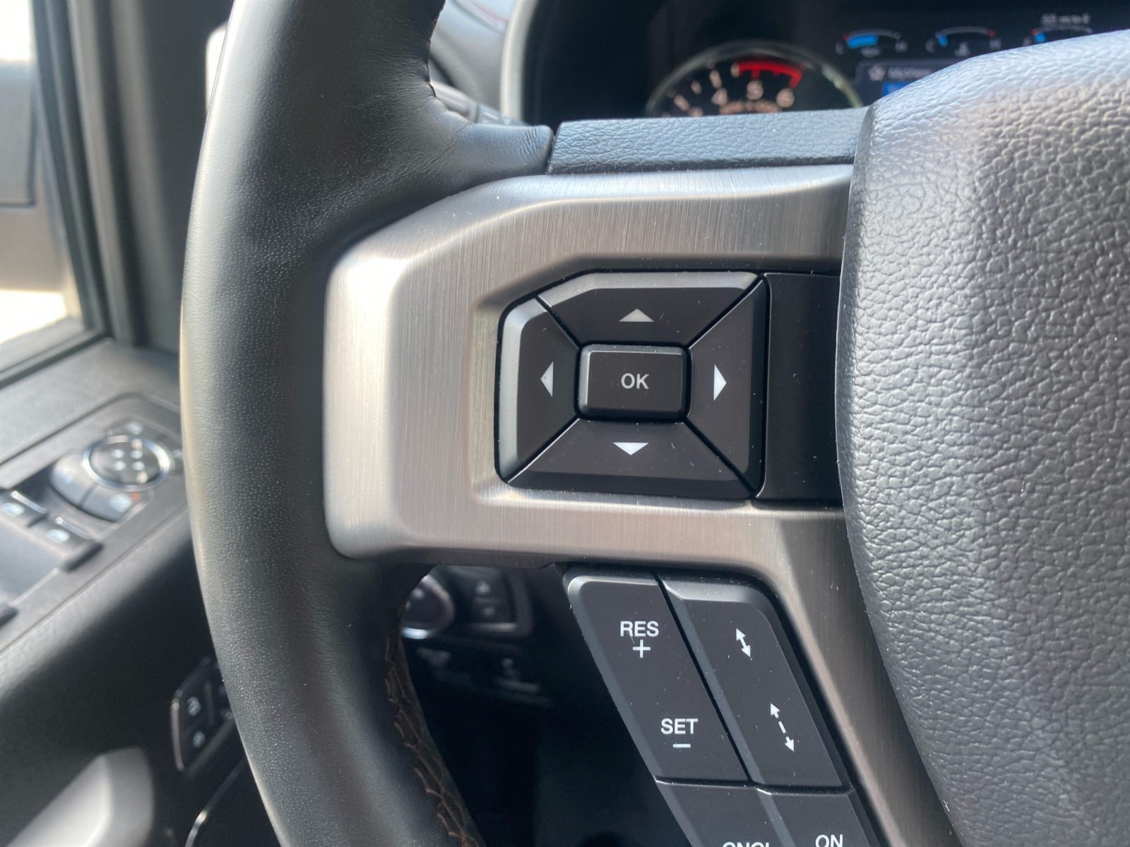 2018 Ford F-150 Platinum 4WD SuperCrew 5.5 Box 16