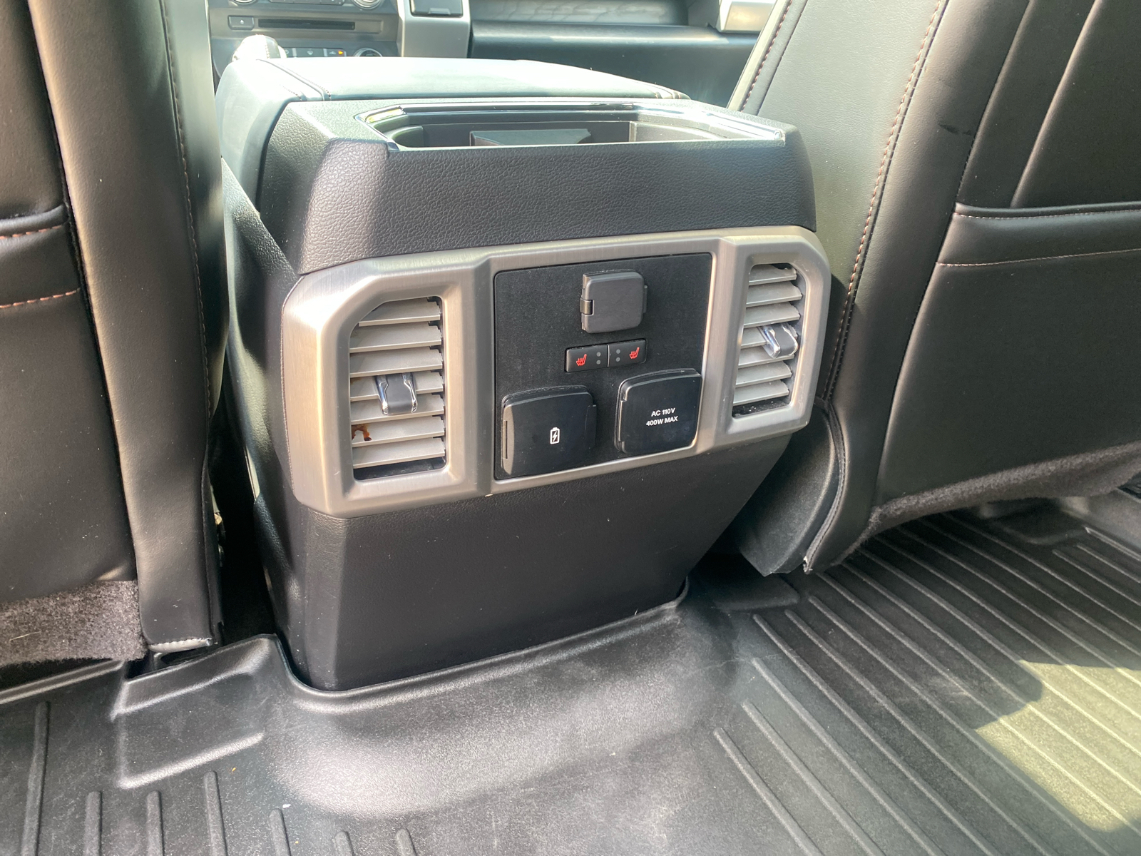 2018 Ford F-150 Platinum 4WD SuperCrew 5.5 Box 35