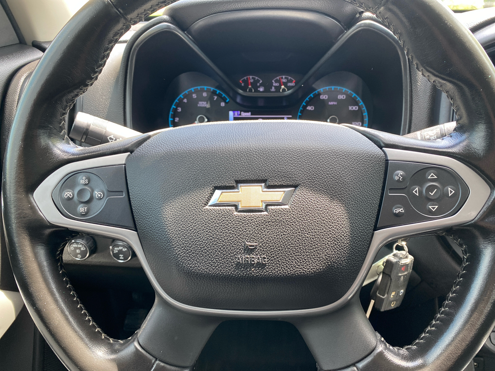2017 Chevrolet Colorado 4WD LT Crew Cab 128.3 13