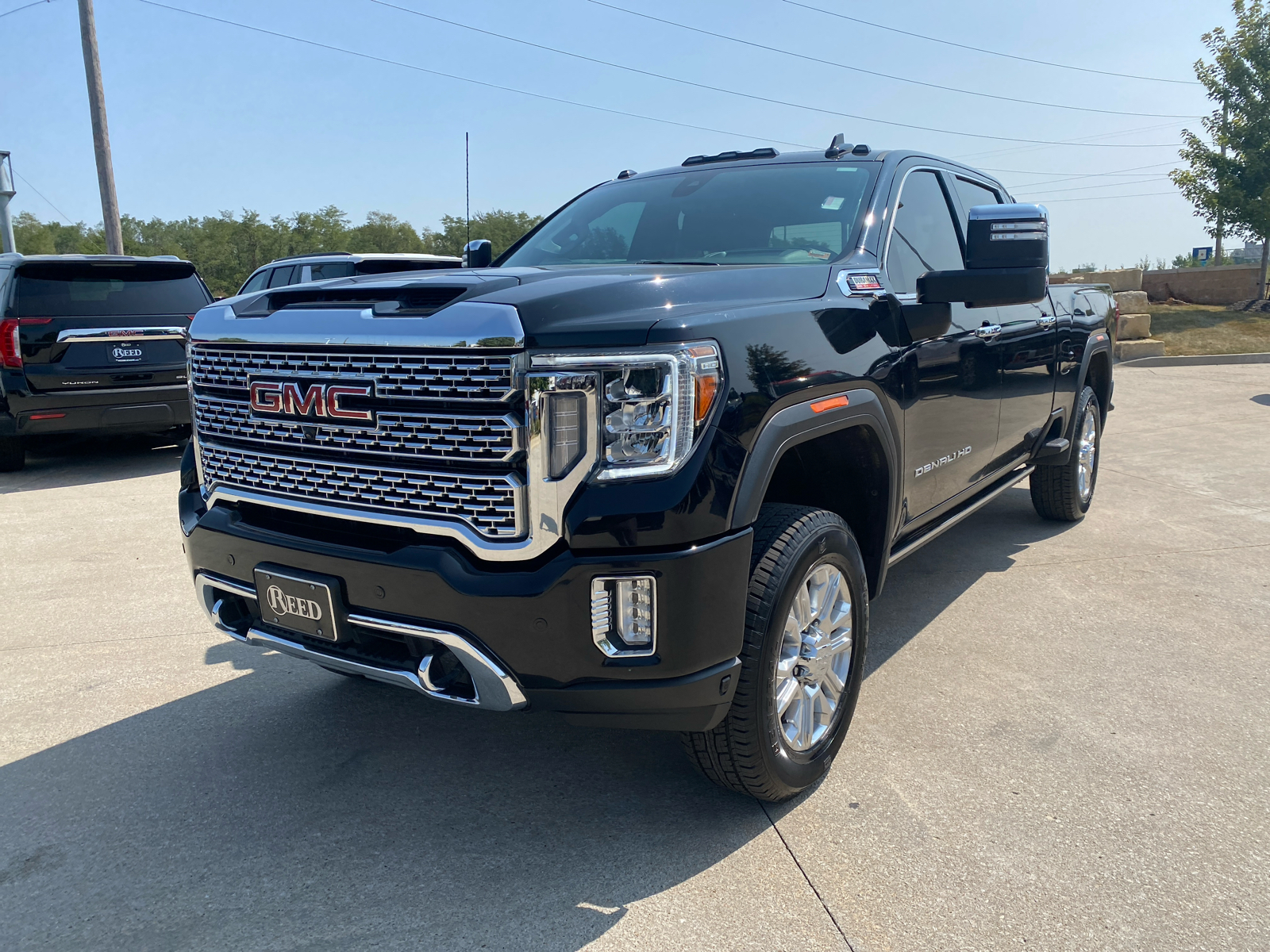 2021 GMC Sierra 2500HD Denali 4WD Crew Cab 159 2