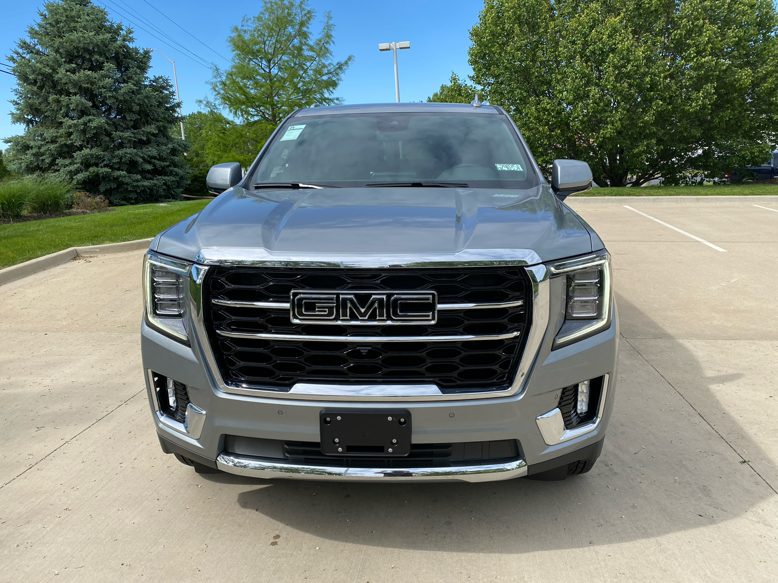 2024 GMC Yukon XL SLT 3