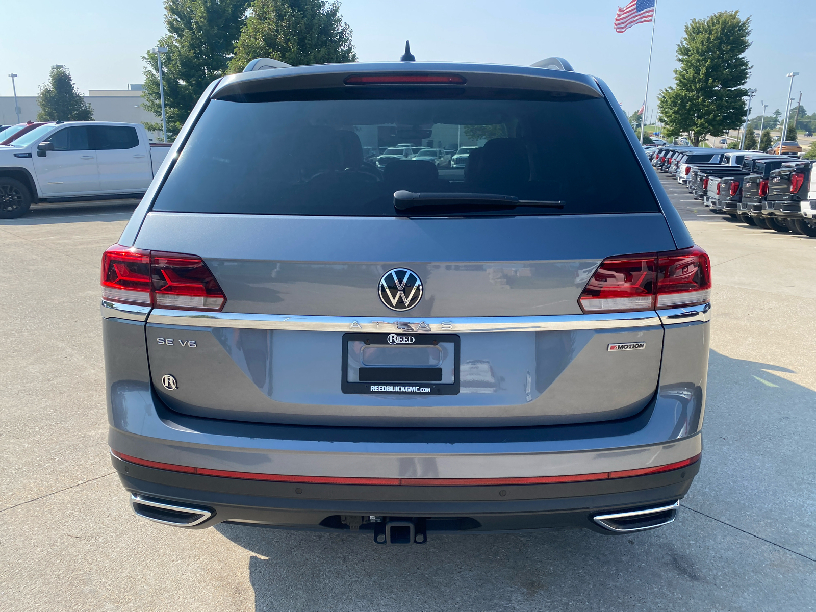 2022 Volkswagen Atlas 3.6L V6 SE w/Technology 7