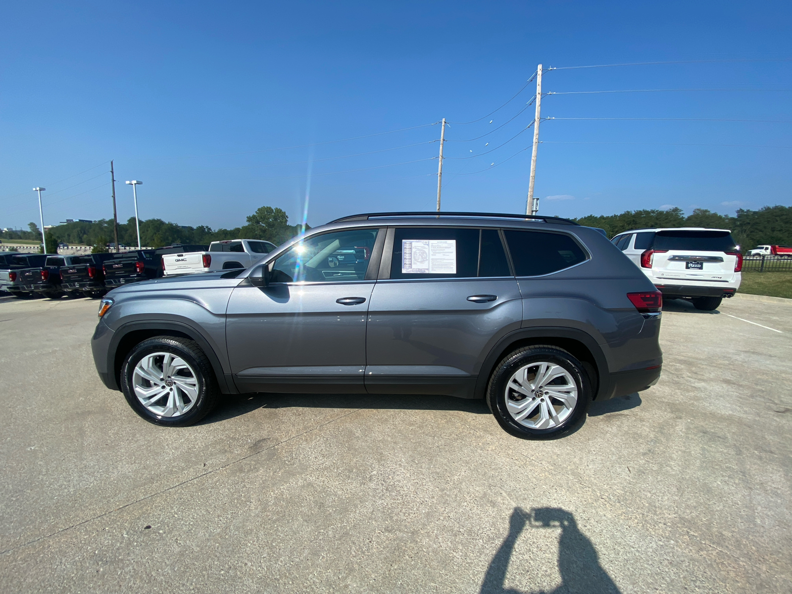 2022 Volkswagen Atlas 3.6L V6 SE w/Technology 9