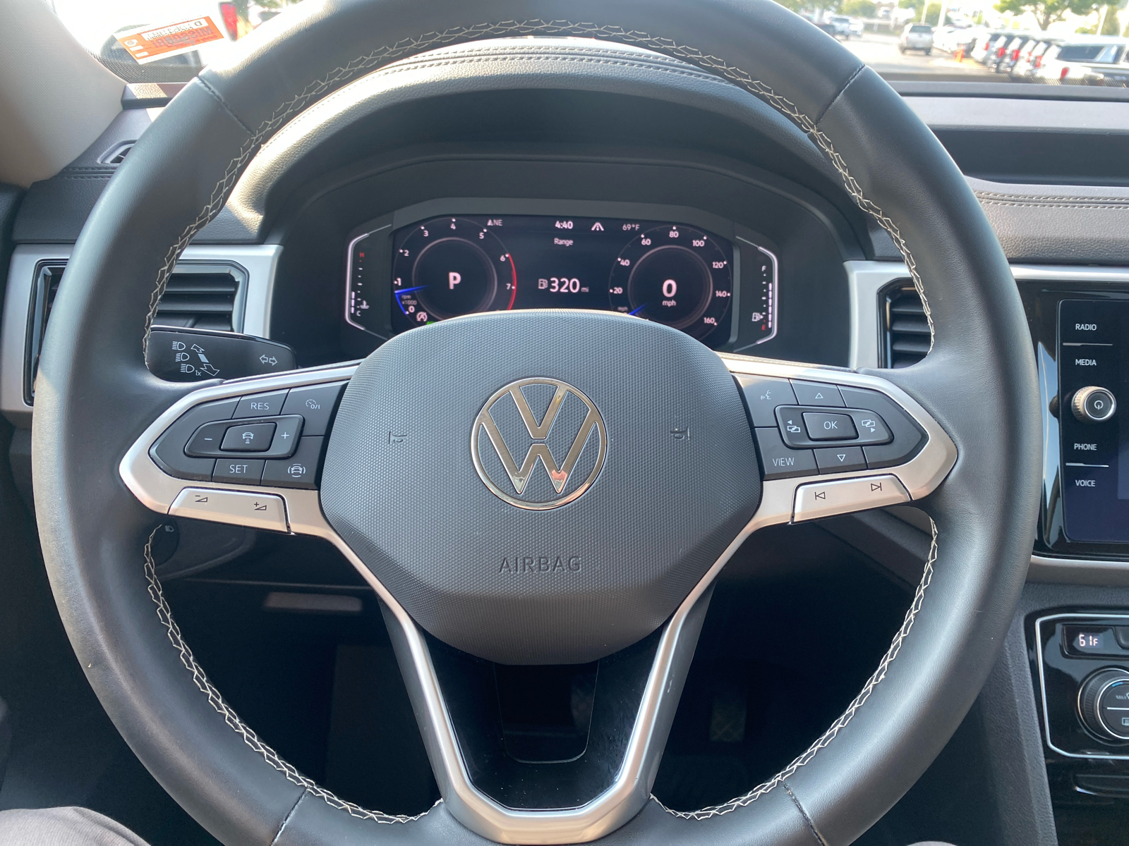 2022 Volkswagen Atlas 3.6L V6 SE w/Technology 15