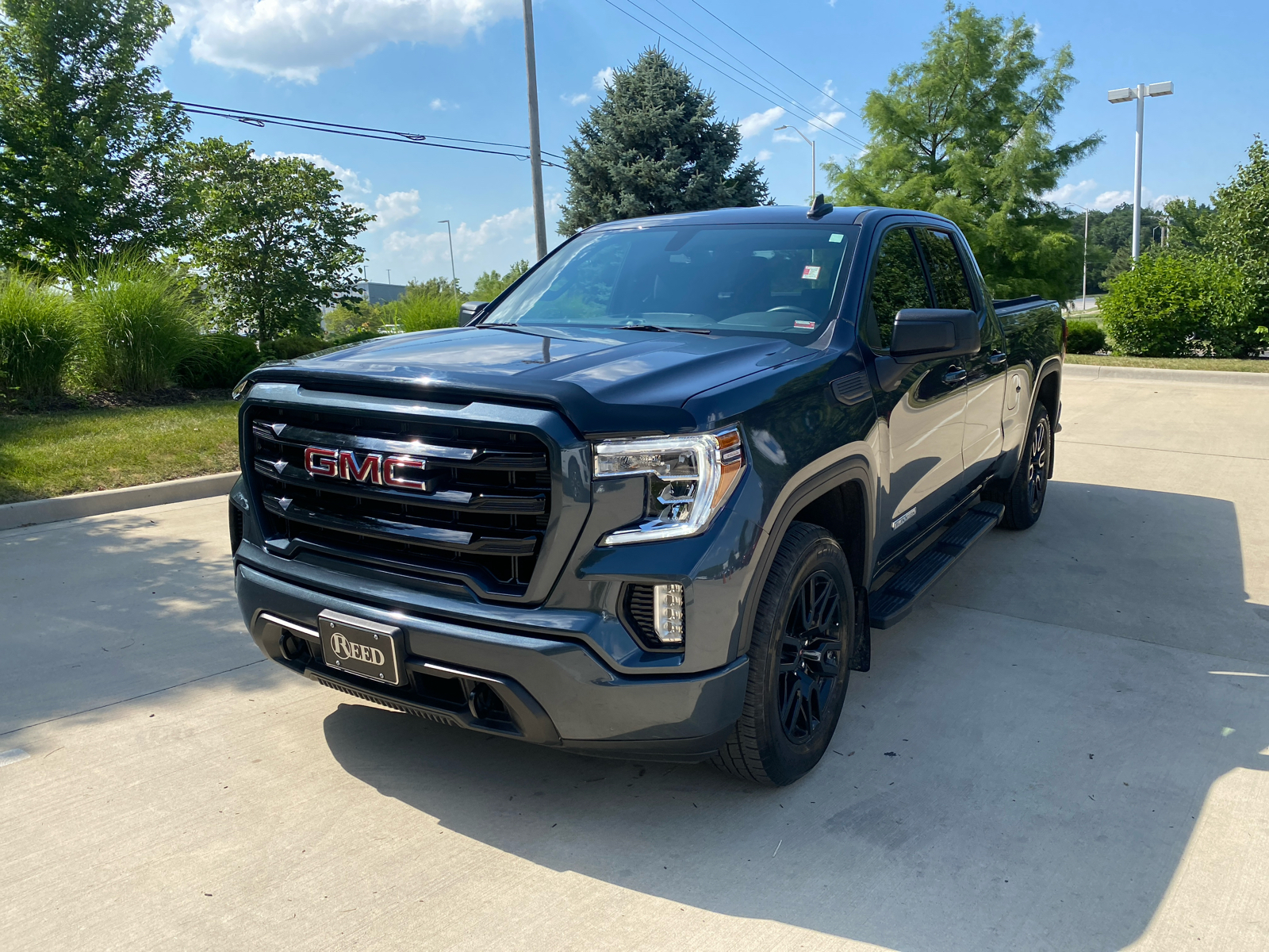 2022 GMC Sierra 1500 Limited Elevation 4WD Double Cab 147 2