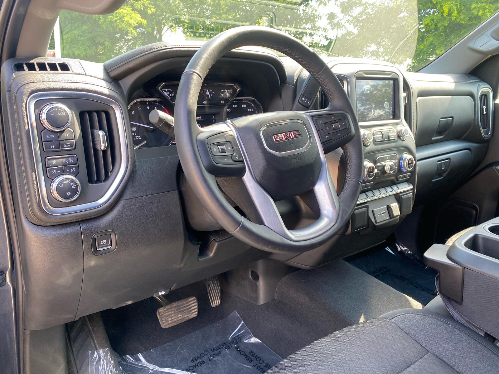2022 GMC Sierra 1500 Limited Elevation 4WD Double Cab 147 12