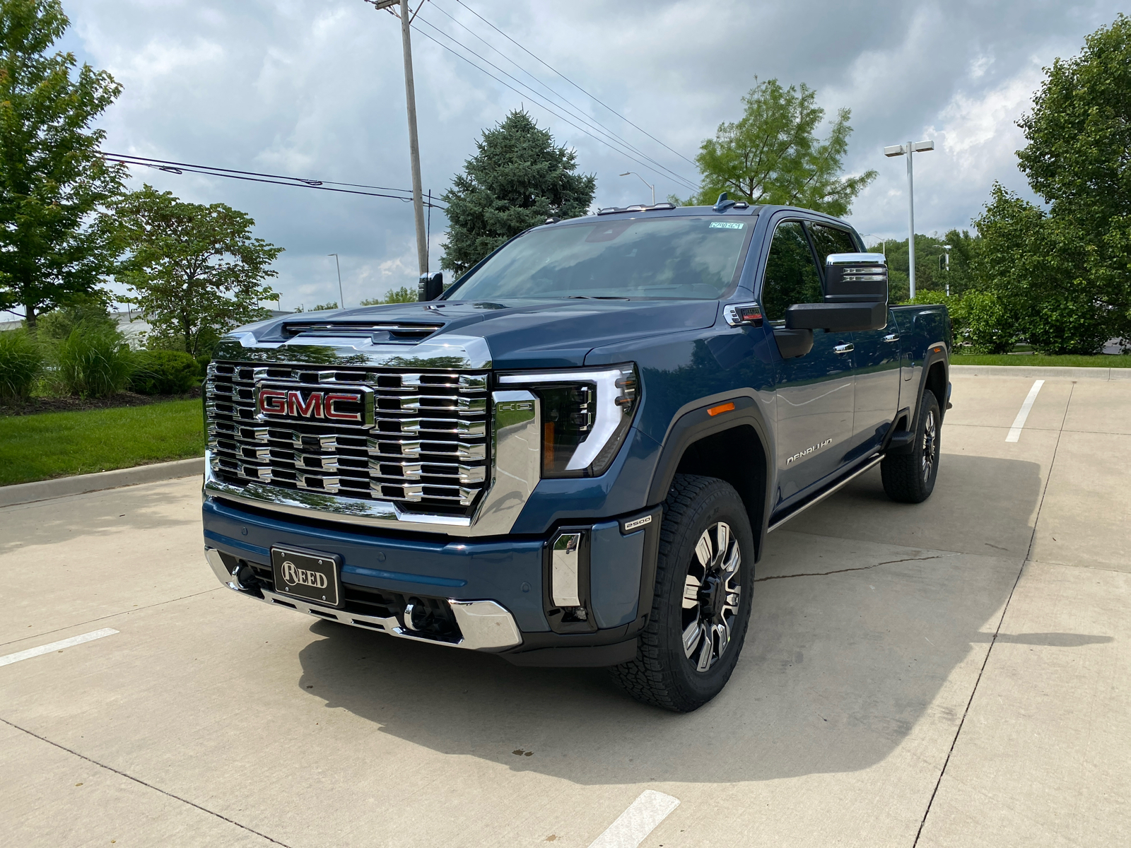 2024 GMC Sierra 2500HD Denali 4WD Crew Cab 159 2