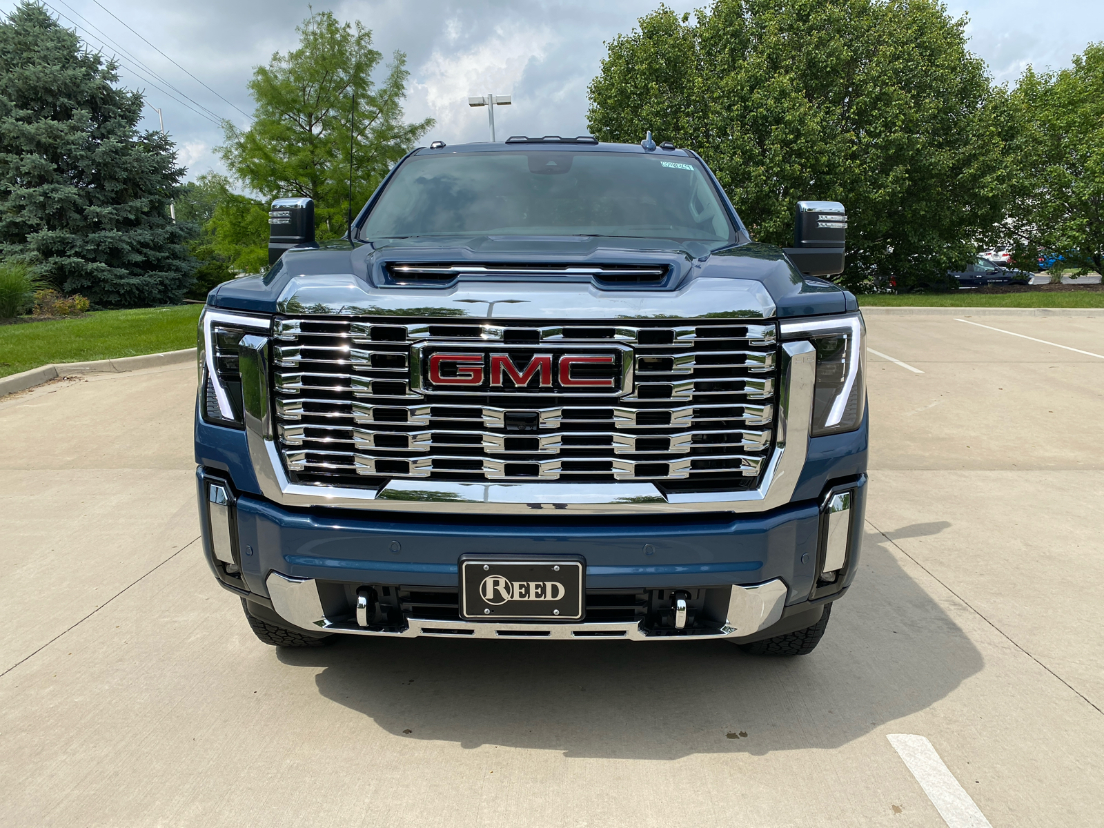 2024 GMC Sierra 2500HD Denali 4WD Crew Cab 159 3