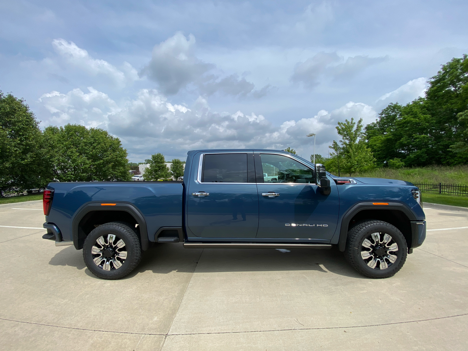 2024 GMC Sierra 2500HD Denali 4WD Crew Cab 159 5