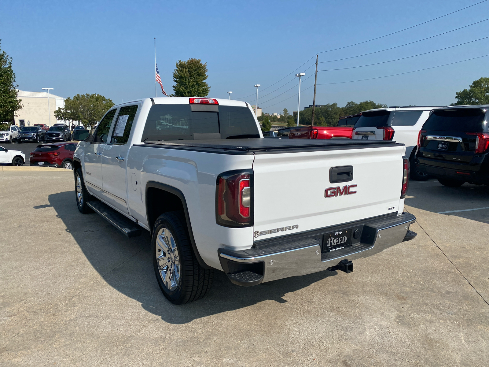 2018 GMC Sierra 1500 SLT 4WD Crew Cab 153.0 8