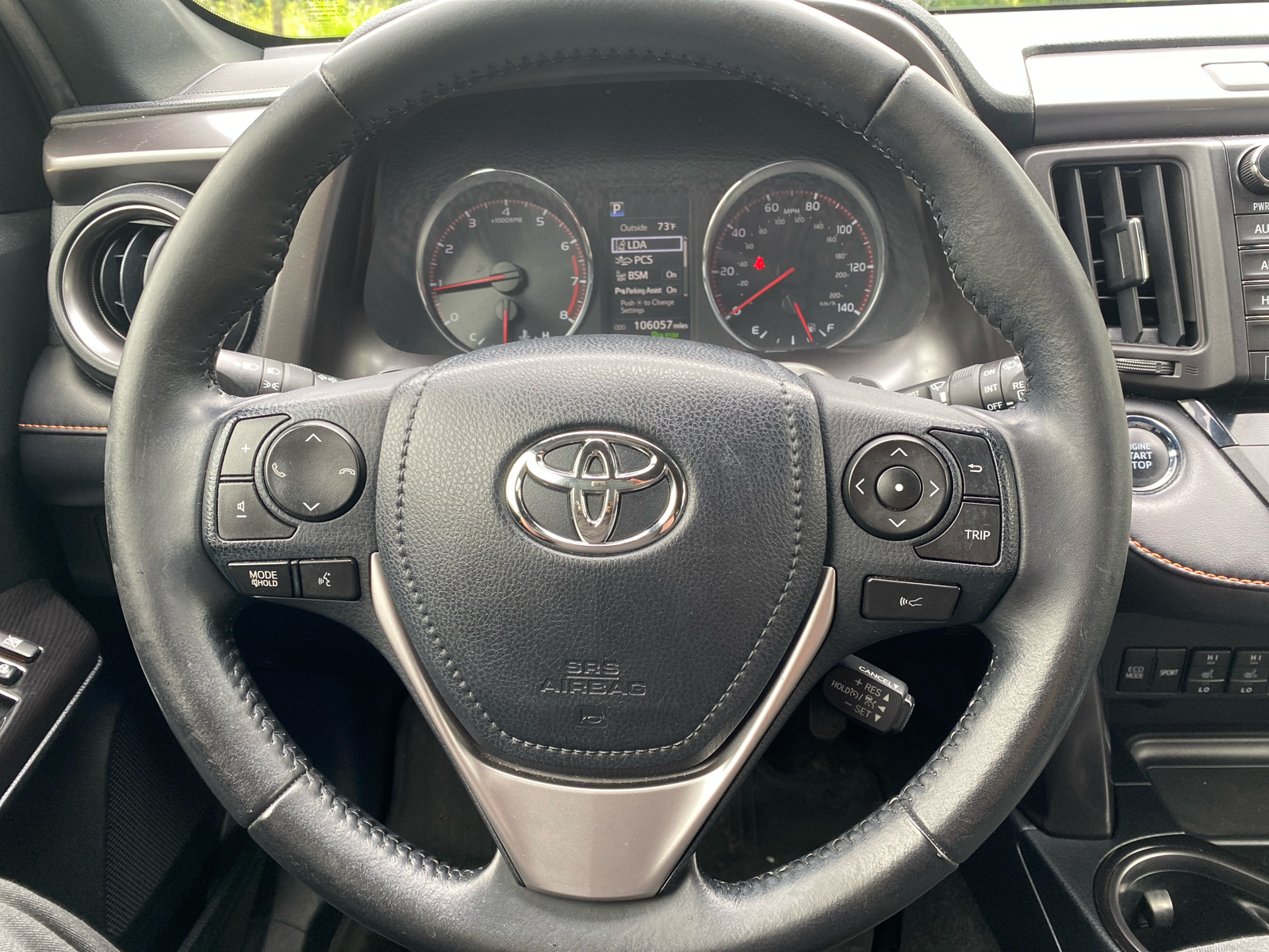 2017 Toyota RAV4 SE 14