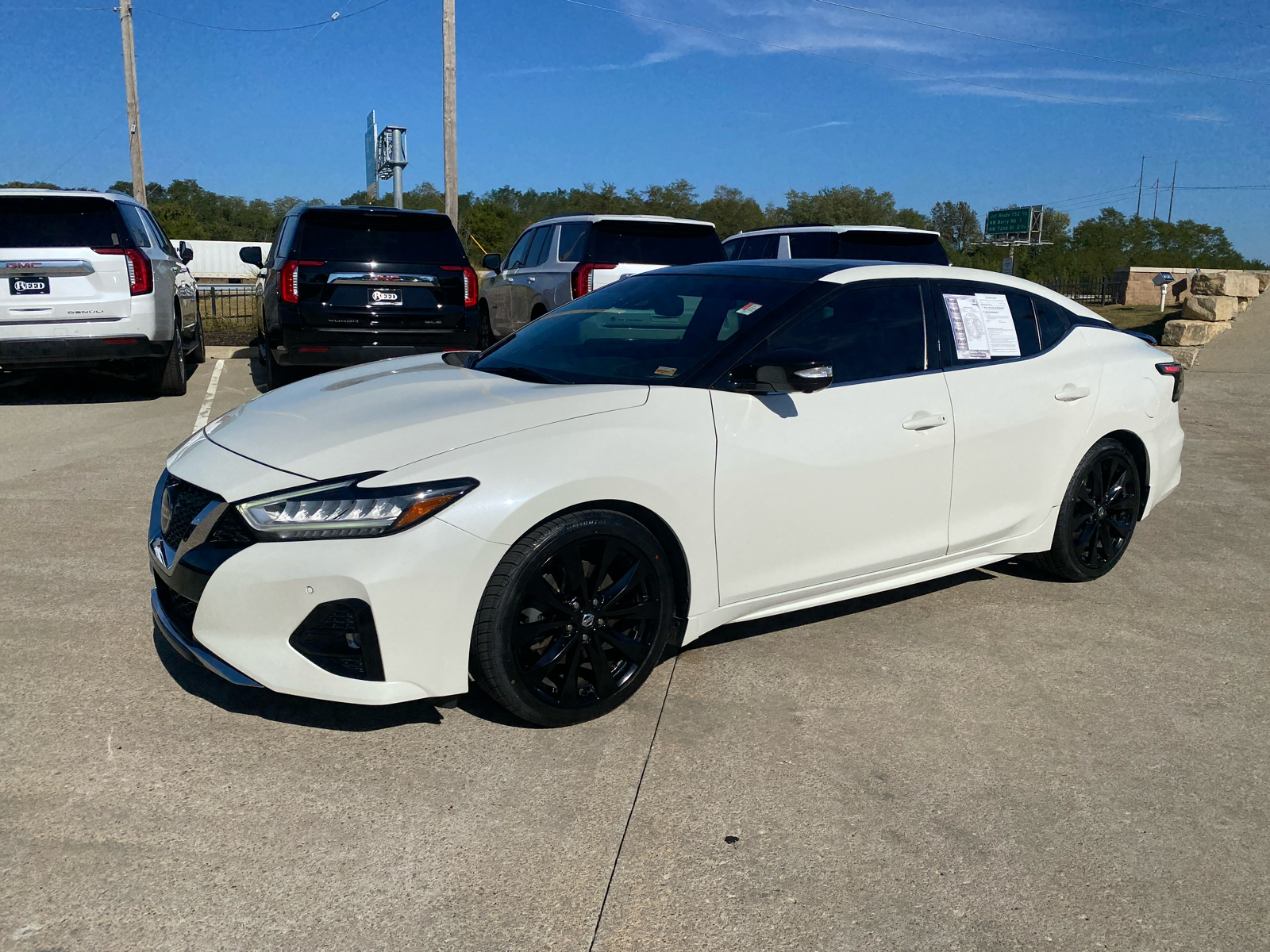 2019 Nissan Maxima SR 1