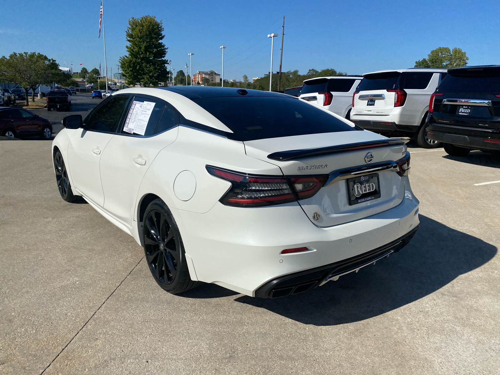 2019 Nissan Maxima SR 8