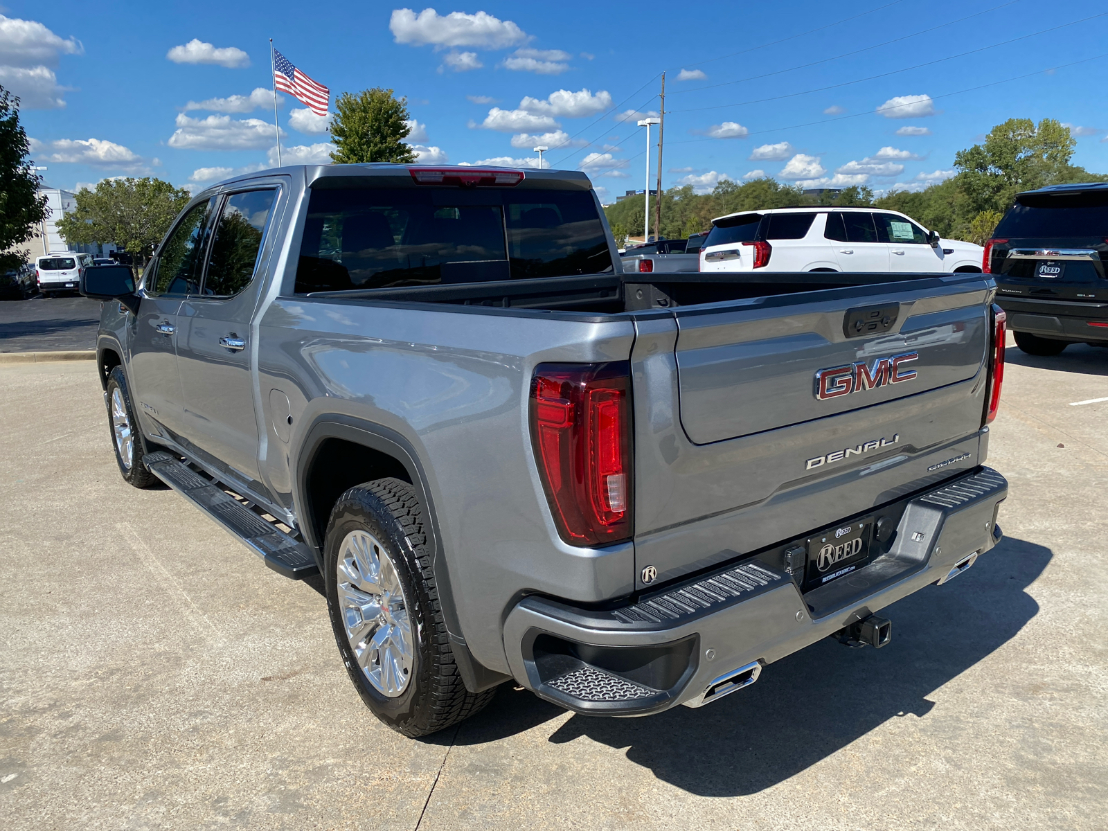 2024 GMC Sierra 1500 Denali 4WD Crew Cab 147 8