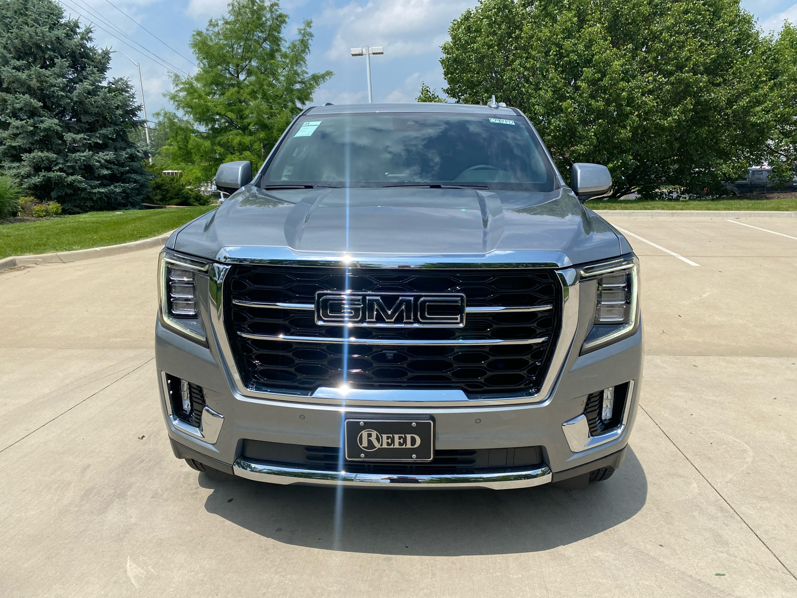 2024 GMC Yukon XL SLT 3