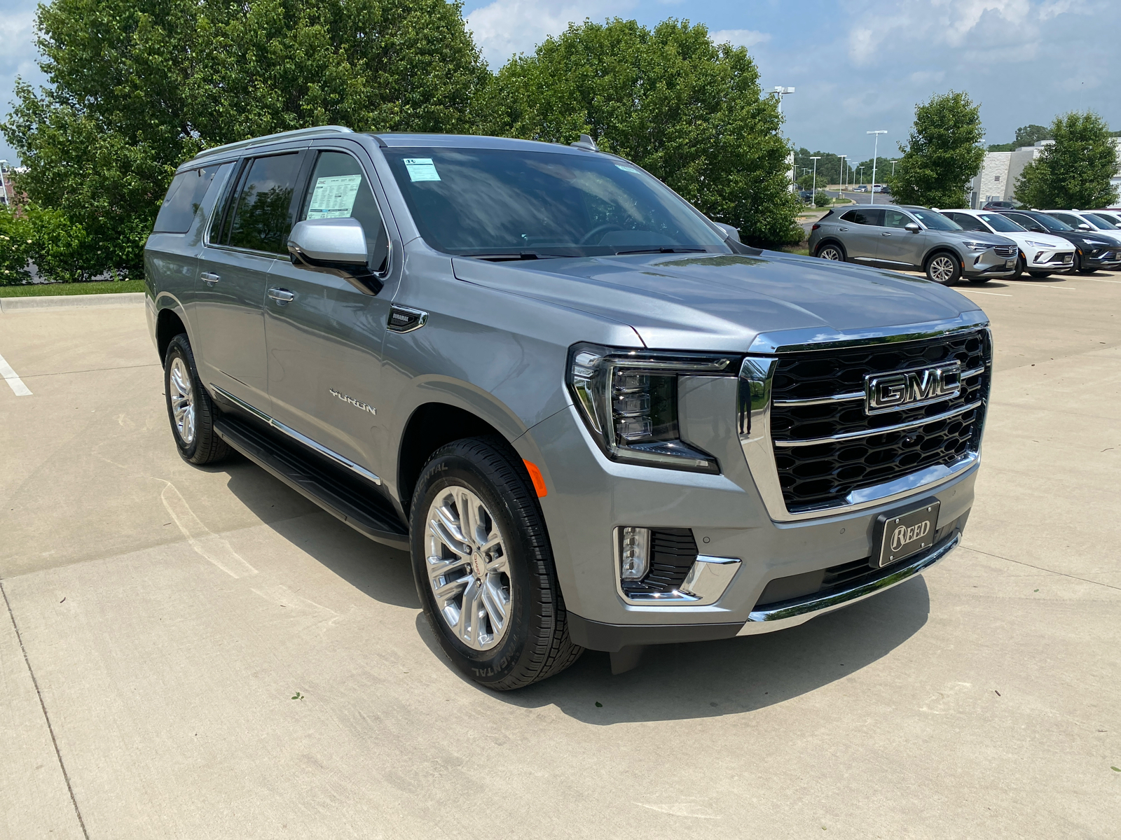 2024 GMC Yukon XL SLT 4